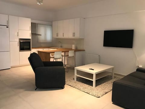 TV and multimedia, Kitchen or kitchenette, Seating area, Dining area