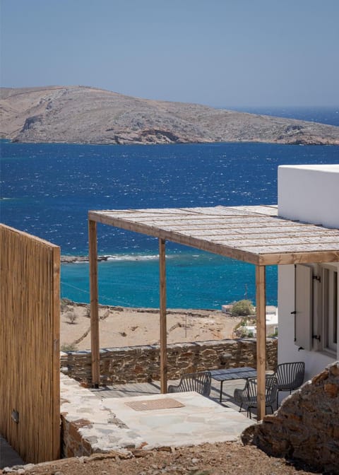 Property building, Day, View (from property/room), Balcony/Terrace, Sea view