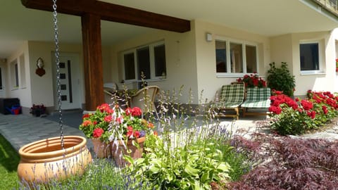 Balcony/Terrace, Decorative detail, Garden view