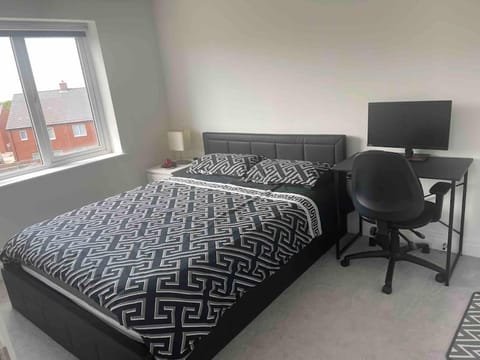 Private Double bedroom Vacation rental in Charnwood