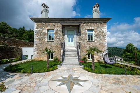 Property building, Garden, Landmark view