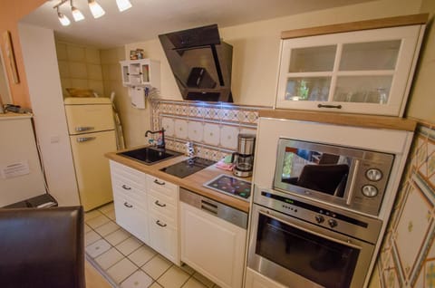 Kitchen or kitchenette, Photo of the whole room