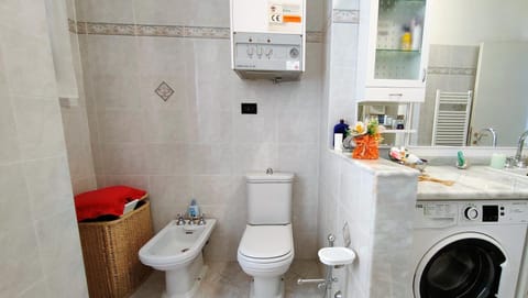 Toilet, Bathroom, bidet, washing machine