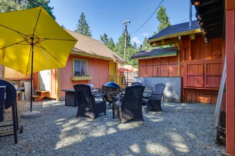 Pinecrest Dodge Ridge Cabin Shared Outdoor Space Casa in Calaveras County