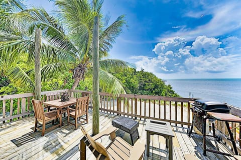 Big View Hideaway House in North Key Largo
