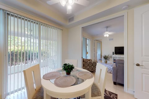 Sunseekers 4400 Unit C-101 A Appartement-Hotel in Bonita Springs