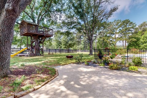 The Quinn House Maison in Tomball