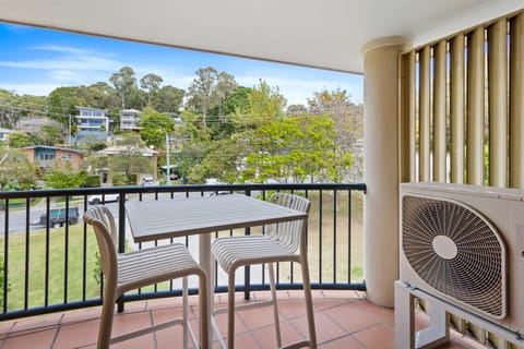 Beautiful Burleigh Heads 3 BRM Apartment! Apartment in Burleigh Heads