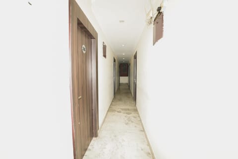 Dharam Villa Guest House Bed and Breakfast in Noida