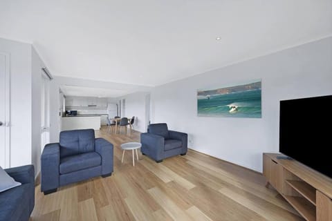 Logans Beach Apartments - Greenviews Apartment in Warrnambool