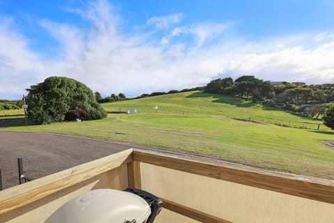 Logans Beach Apartments - Greenviews Apartment in Warrnambool