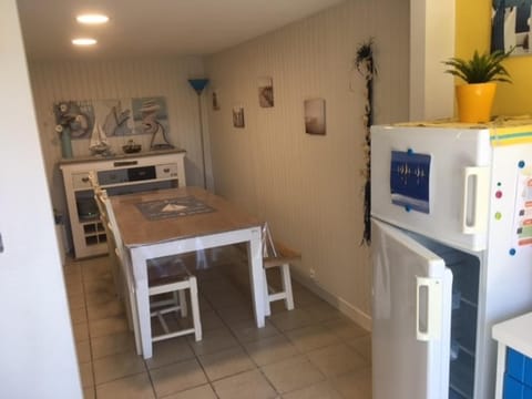 Maison rénovée, à 300m de la plage et proche commerces, avec terrasse et jardin, tout confort - FR-1-361-131 House in Saint-Pair-sur-Mer