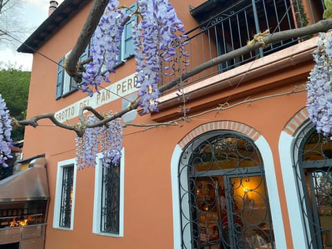 Grotto del Pan Perdü Bed and Breakfast in Lugano