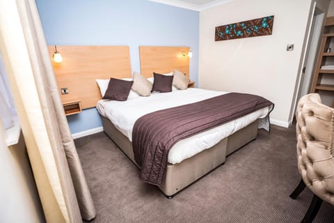Borough Arms Hotel Hotel in Newcastle-under-Lyme