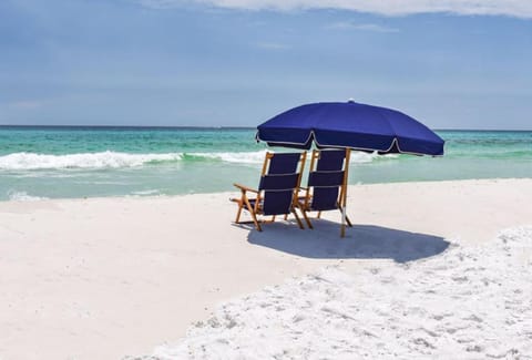 Crystal Tide With Heated Pool And Golf Cart Casa in Destin