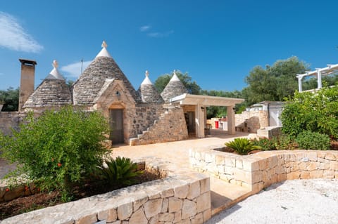 Trullo Encanto with pool Chalet in Province of Taranto