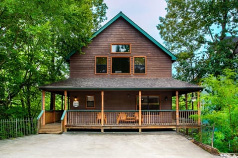 Eagle's Landing cabin House in Pigeon Forge