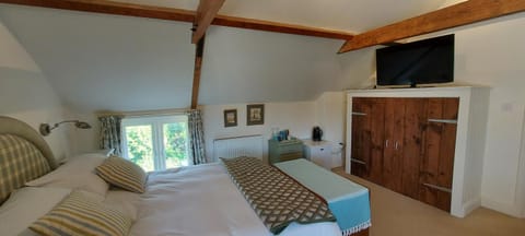 Beatrix Barn Bed and Breakfast in Overy Road