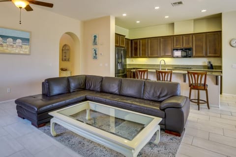 Palm Desert Golf Getaway with Pool Access! Haus in Indian Wells