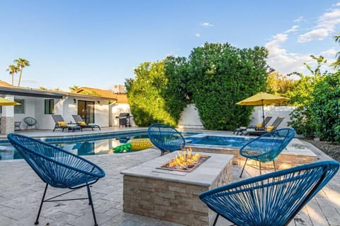 Tequila Time Retreat - 5BR Near Golf with Pool & Spa House in Phoenix
