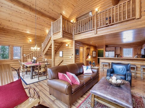830 Mountain Cabin Maison in Michigan