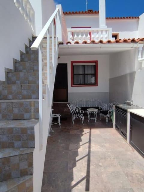 Patio, Balcony/Terrace