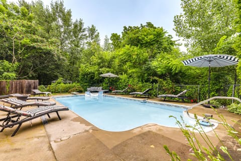 Charming Worcester Retreat with Private Pool! House in Worcester