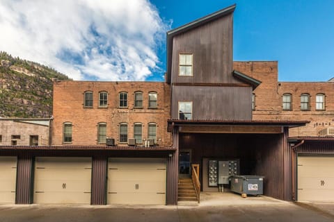 708 Main St Unit 5 House in Ouray