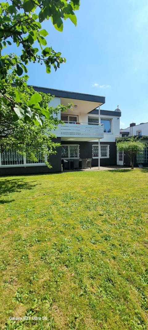 Property building, Garden view