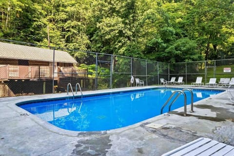 Pool view, Swimming pool, Swimming pool