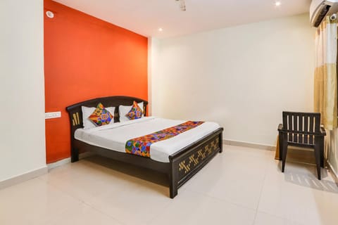 FabExpress Royal Prime Suits Hotel in Hyderabad