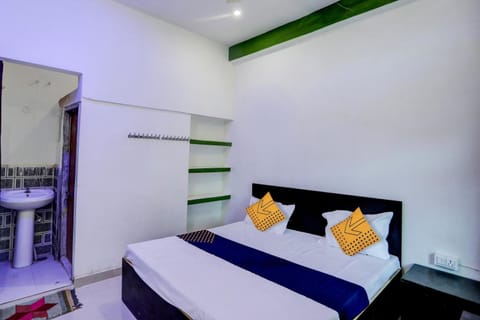 SPOT ON Buddha City Paying Guest House Hotel in Varanasi