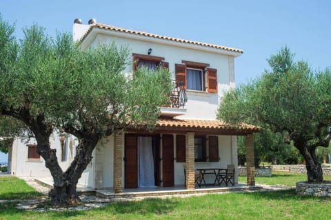 Property building, Garden, Garden view