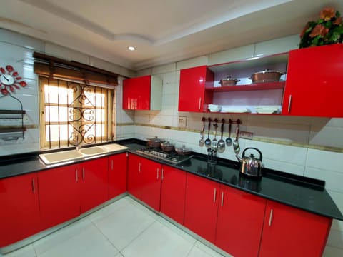 Stylish and Spacious 3Bed Flat ShortLet Apartment Condo in Abuja