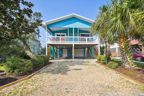 Updated Panama City Home with Deck - Walk to Beach! House in Lower Grand Lagoon