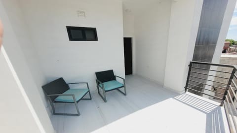 Balcony/Terrace, Balcony/Terrace