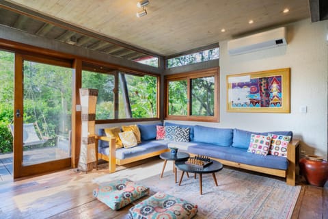 Patio, Living room, Garden view