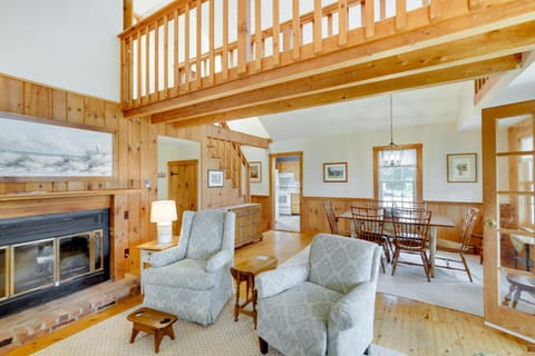 Kennebunkport Getaway with Grill Walk to Beach! House in Goose Rocks Beach