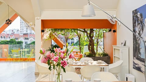 Garden, Dining area, Garden view