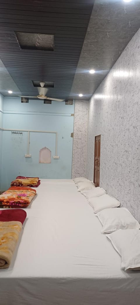 Maa Tara AC Home Stay Vacation rental in Varanasi