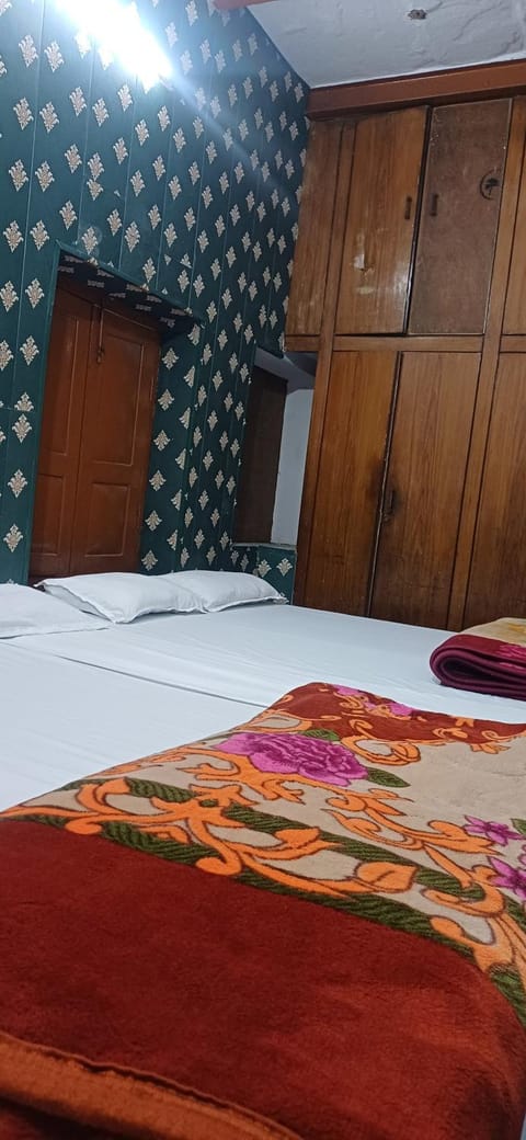 Maa Tara AC Home Stay Vacation rental in Varanasi