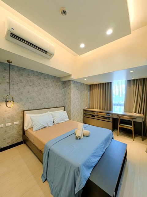 Grand Deluxe 3BR with Bathtub in Uptown BGC Apartment hotel in Makati