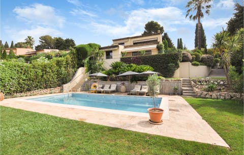Nice Home In Mougins With Outdoor Swimming Pool House in Mouans-Sartoux