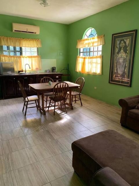 Banyan Rose Appartement in Corozal District
