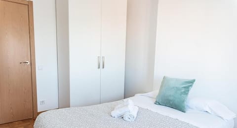 Adaptado y cómodo apartamento en Iturrama Apartment in Pamplona