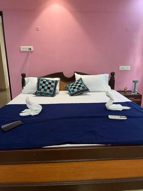 K j Reddy home stay by pickurstay Vacation rental in Tirupati