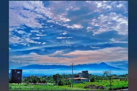 indraloka Villa in Batu