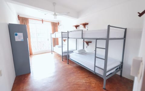 Photo of the whole room, Bedroom, bunk bed