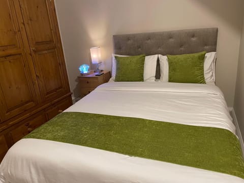 Cozy Private Room in a Beautiful Accommodation close to Orpington Alquiler vacacional in Orpington