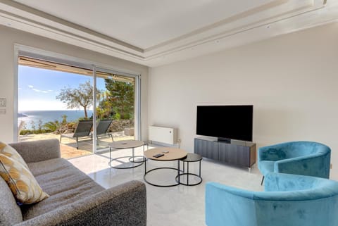 Giant Terrace on a stunning View Condo in Villefranche-sur-Mer